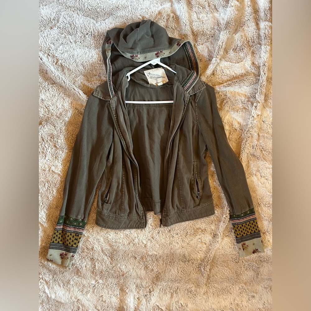 White Crow Olive Hooded Jacket with Patterned Cuffs